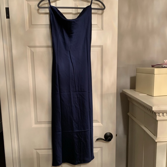 Three beautiful brand new silk dresses. From Born to Be Chic - Picture 6 of 6